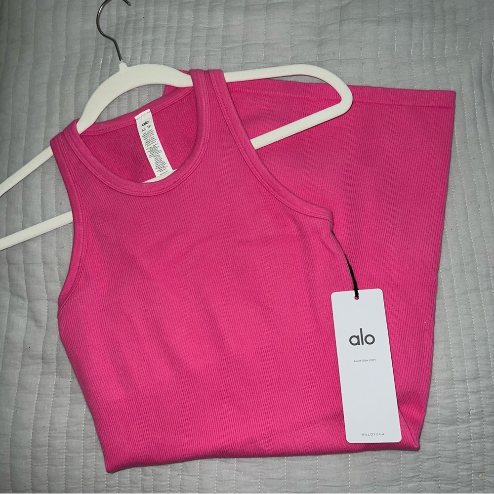 Alo Seamless Ribbed Warm Nights Dress - Picture 7 of 7